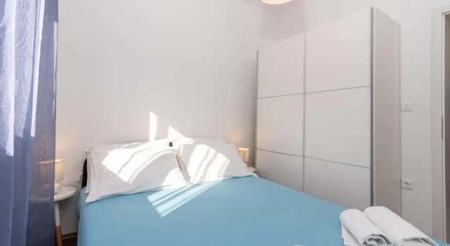 Apartments Bruna Trogir, Varaa Huoneisto Hotellit Split-Dalmatia pysäköinnillä, Pysäköinti