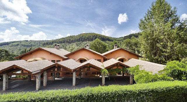 Люкс Luxury с балконом Hotel & Spa Saint Michel