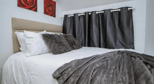 Zest Apartment One