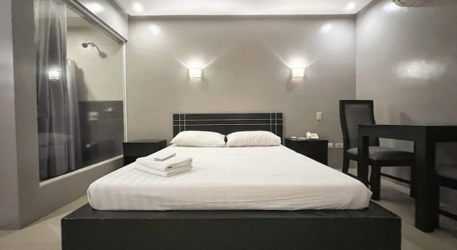 Двухместный номер Deluxe с видом на сад Rumi Apartelle Hotel
