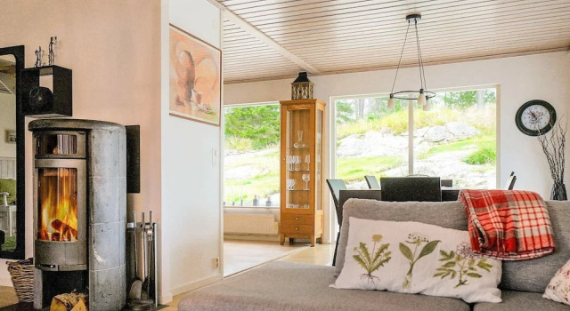 Holiday Home in Uddevalla, Book Hotel Uddevalla 