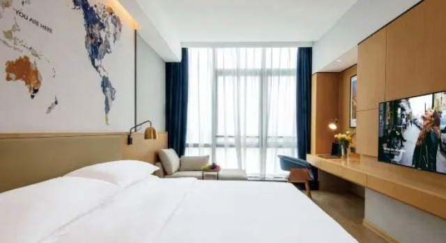 Люкс Deluxe Kyriad Marvelous Hotel (Guangzhou China Railway Tunnel Bureau Headquarters)