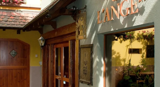 Hôtel de l'Ange, Rezervovat Hotel Hotely v Niedermorschwihr s parkováním, Parkování