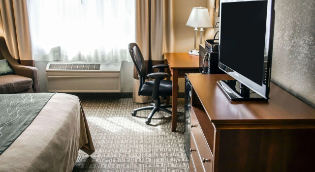 Quality Inn & Suites, Prenota Hotel Hotel e alloggi a Little Valley, Hotel