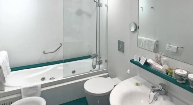 Одноместный номер Standard с балконом Hotel Emporda