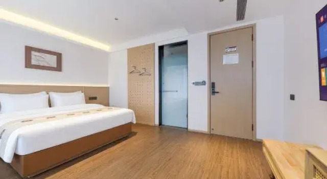 Люкс Business Baihui Resort Hotel (Xinmi ENJOY.LAND Animal Kingdom)