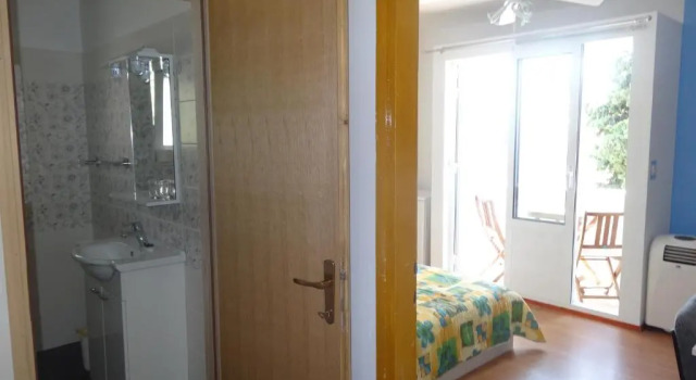 Двухместный номер Standard с балконом и с видом на море Gina Bed & Breakfast