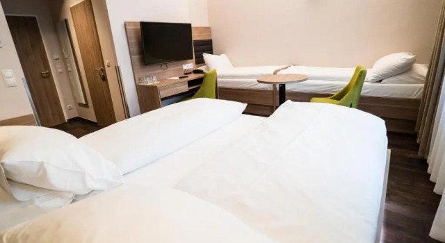 Четырёхместный номер Standard Hotel Marc Aurel - Vienna City Center