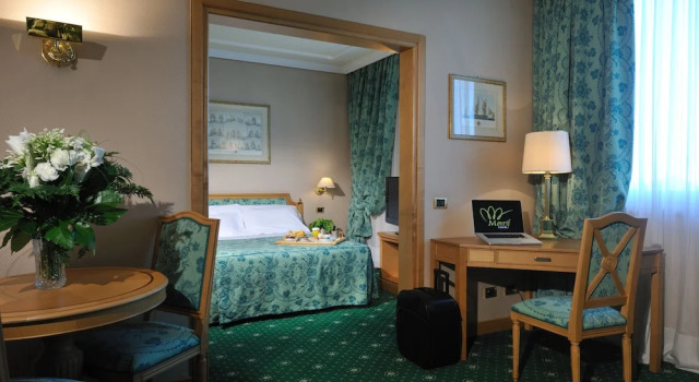 Double Junior Suite Royal Garden Assago Milano