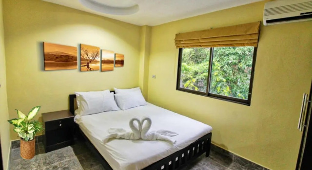 Двухместный номер Deluxe Phratamnak Inn Hotel & Guesthouse - 100 mtr from the beach