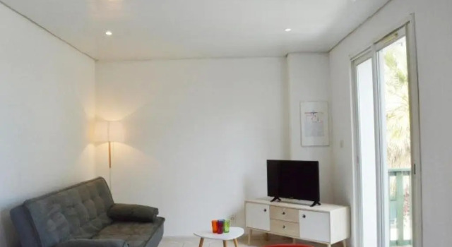 Appartement Narbonne, 2 pièces, 5 personnes - FR-1-229B-711, Book Apartment Hotels in Aude with a Pool, Swimming Pool