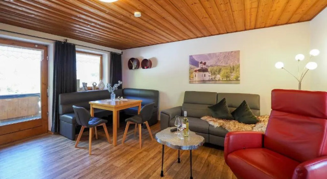Апартаменты с 2 комнатами с балконом Ferienhaus Wiesenlehen