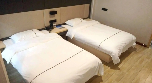Thank Inn Plus Hotel Hebei Tangshan Lunan District Railway Station, Book Hotel Tangshan Hebei