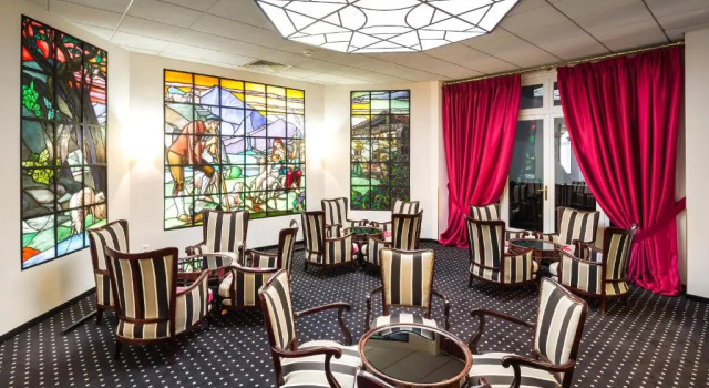 Трёхместный номер Standard Mercure Lourdes Impérial