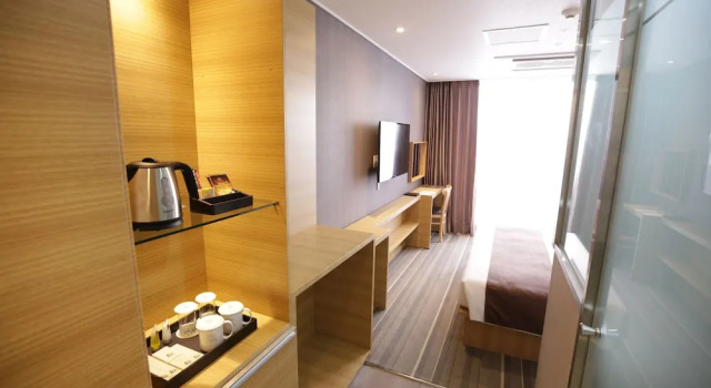 Honors Hotel, Забронировать Отель Отели Хвасон с парковкой, Парковка