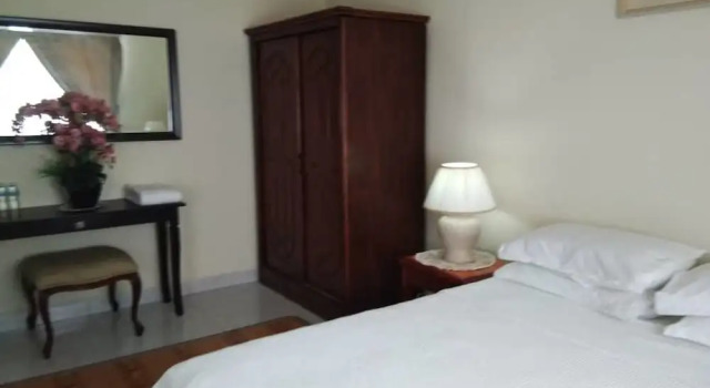 Номер Comfort с 4 комнатами с балконом и с красивым видом из окна Aini's Guest House In Vista Amani Condo