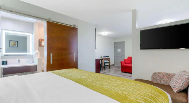 Люкс Antioch Inn and Suites