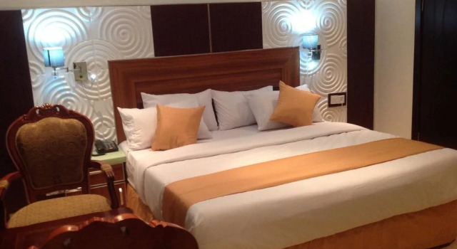De Meros Hotel and Suites, Đặt Khách sạn Agidingbi Lagos State