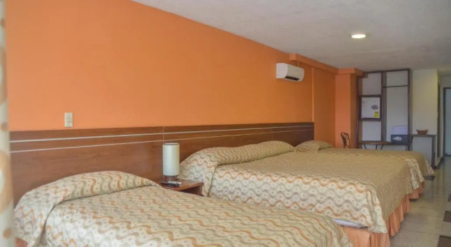 Четырёхместный номер Standard Hotel Portobelo Convention Center