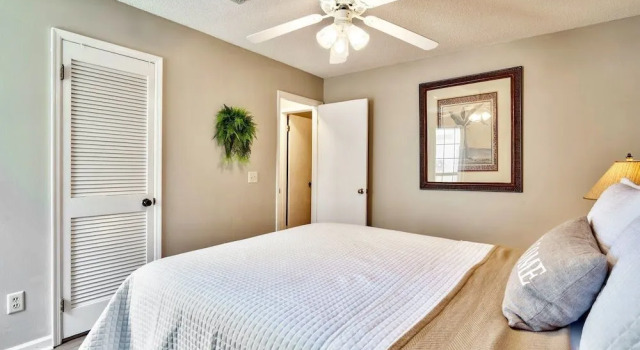 17462 Front Beach Rd Townhouse - 1 Br townhouse by RedAwning, Забронировать Апартаменты/квартира Апартаменты Панама-Сити, рядом с Музей дайвинга "Человек в море", Апартаменты/квартира