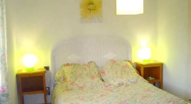 House With 2 Bedrooms in Tours-en-vimeu, With Wonderful City View, Enclosed Garden and Wifi - 15 km From the Beach, Забронировать Отель Отели Соммы с парковкой, Парковка
