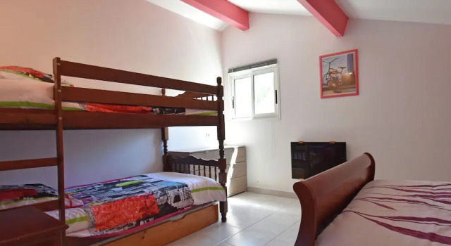 Cosy Villa in Vic-la-gardiole With Private Swimming Pool, Varaa Villa Mökit kohteessa Vic-la-Gardiole, Mökki