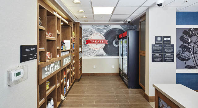 Hampton Inn & Suites Sacramento at Csus