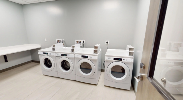 Holiday Inn Express & Suites Chicago Schaumburg by IHG, Забронировать Отель Отели Иллинойс 3 звезды, 3*