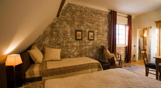 B&B Willow Lodge, Забронировать Отель «постель и завтрак» Де-Пинте Leiestreek