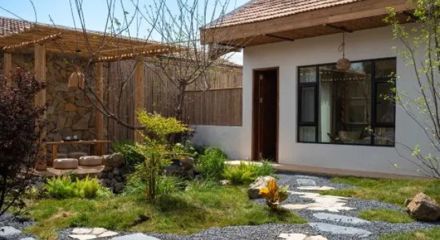 Tekesi Chisu Detached Homestay (Bagua City Branch), Prenota Hotel Tekes Xinjiang