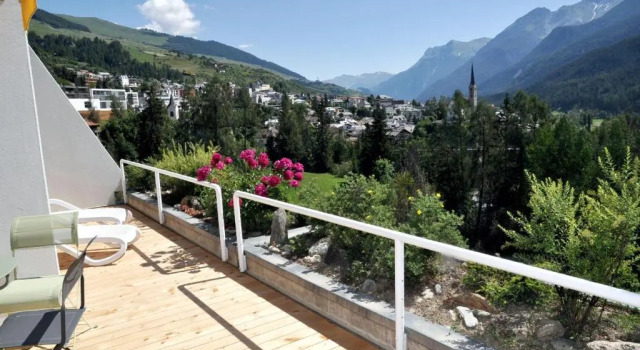 Tulai H90, Book Hotel Scuol Grisons