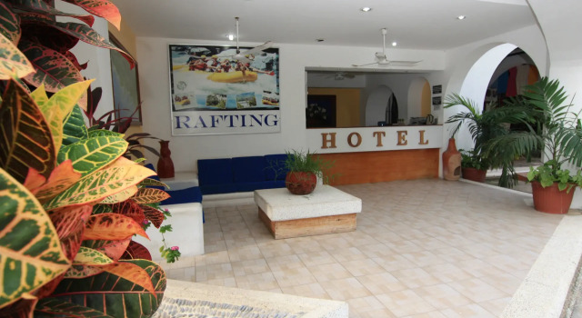 Hotel Plaza Tangolunda, Book Hotel Tangolunda 