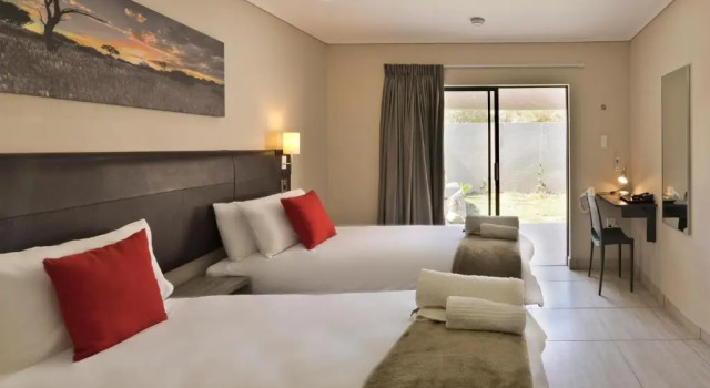 Номер Economy Pofadder Inn by Country Hotels