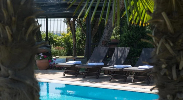 Grandma's Wonderland, Book Hotel Silivri Marmara Region