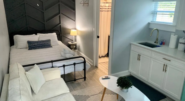 Casa Sunshine NEW, Rezerwuj Dom wakacyjny Hotele w Palm Beach County z basenem, Basen