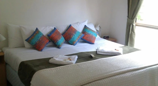 Bruny Island Beachside Accommodation, Book Hotel Dennes Point Bruny Island