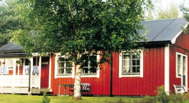6 Person Holiday Home in Ostmark-by Traum, Rezerwuj Dom wakacyjny Hotele w Svealand z parkingiem, Parking