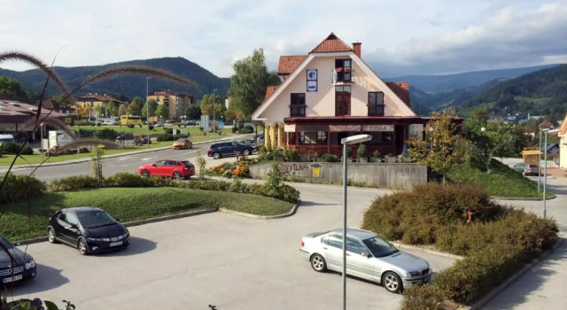 Апартаменты с 2 комнатами с балконом Garni Hotel Zvon