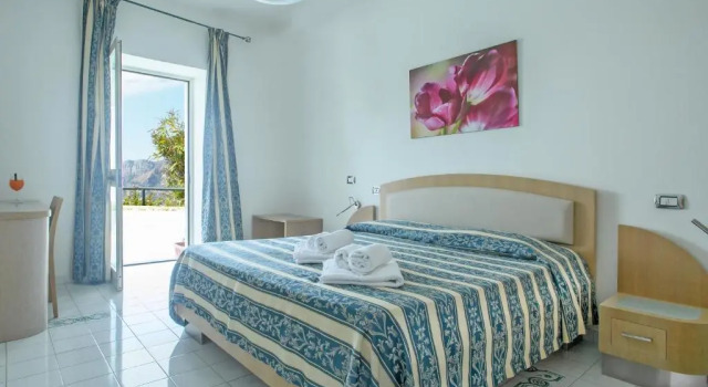 Двухместный номер Standard с видом на море Hotel Il Pino