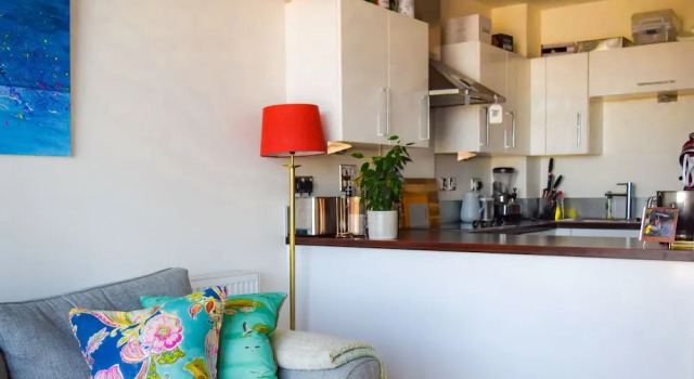 Beautiful 1 Bedroom Wandsworth Flat With Views, Забронировать Отель Отели Англии 3 звезды, 3*