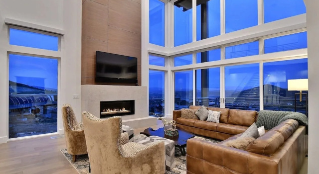 Huge & Newly Constructed 5br/5ba -private Hot Tub! 5 Bedroom Condo by RedAwning, Забронировать Отель Отели Парк-Сити с парковкой, рядом с Canyons Parking Lot, Парковка