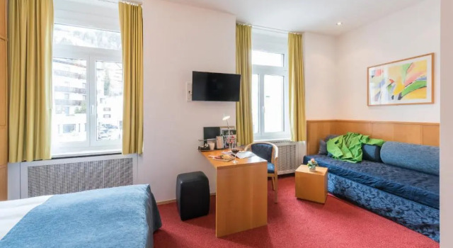 Двухместный номер with village view Hotel Schweizerhof St. Moritz