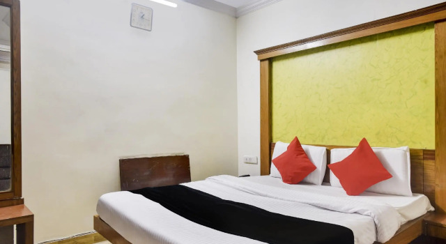 Collection O 82719 Hotel Udit Plaza