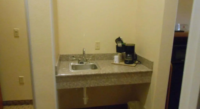 Люкс Best Western Plus New Caney Inn & Suites
