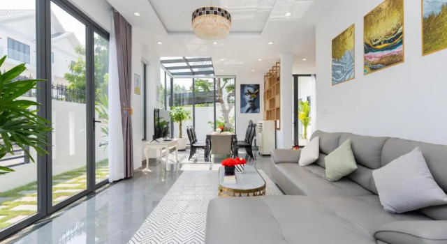 Palm Villa 31 (8 Phòng Ngủ) Khu Nghĩ Dưỡng Cao Cấp