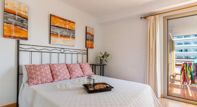 Apartment just 200 m from the Alcudia beach RSS, Book Apartment Alcudia Majorca