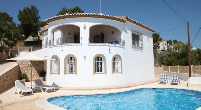 Коттедж Villablanc - holiday home with private swimming pool in Benissa