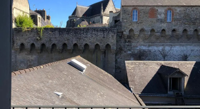 VUE SUR REMPARTS - Coeur de Vannes- 2CH, Забронировать Апартаменты/квартира Ван Gulf of Morbihan, рядом с Museum Of Fine Arts, Vannes La Cohue