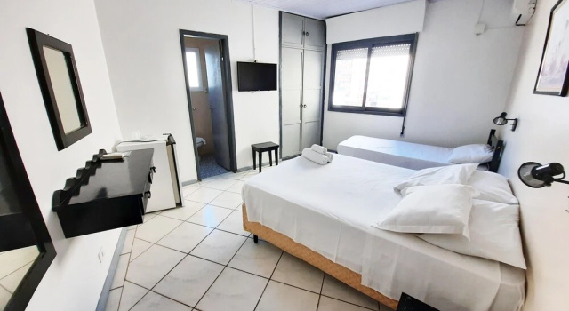 Трёхместный номер Standard Hotel Ficare Torres