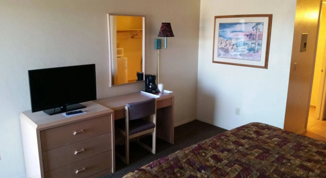 Heritage House Motel, Book Motel Prescott Arizona